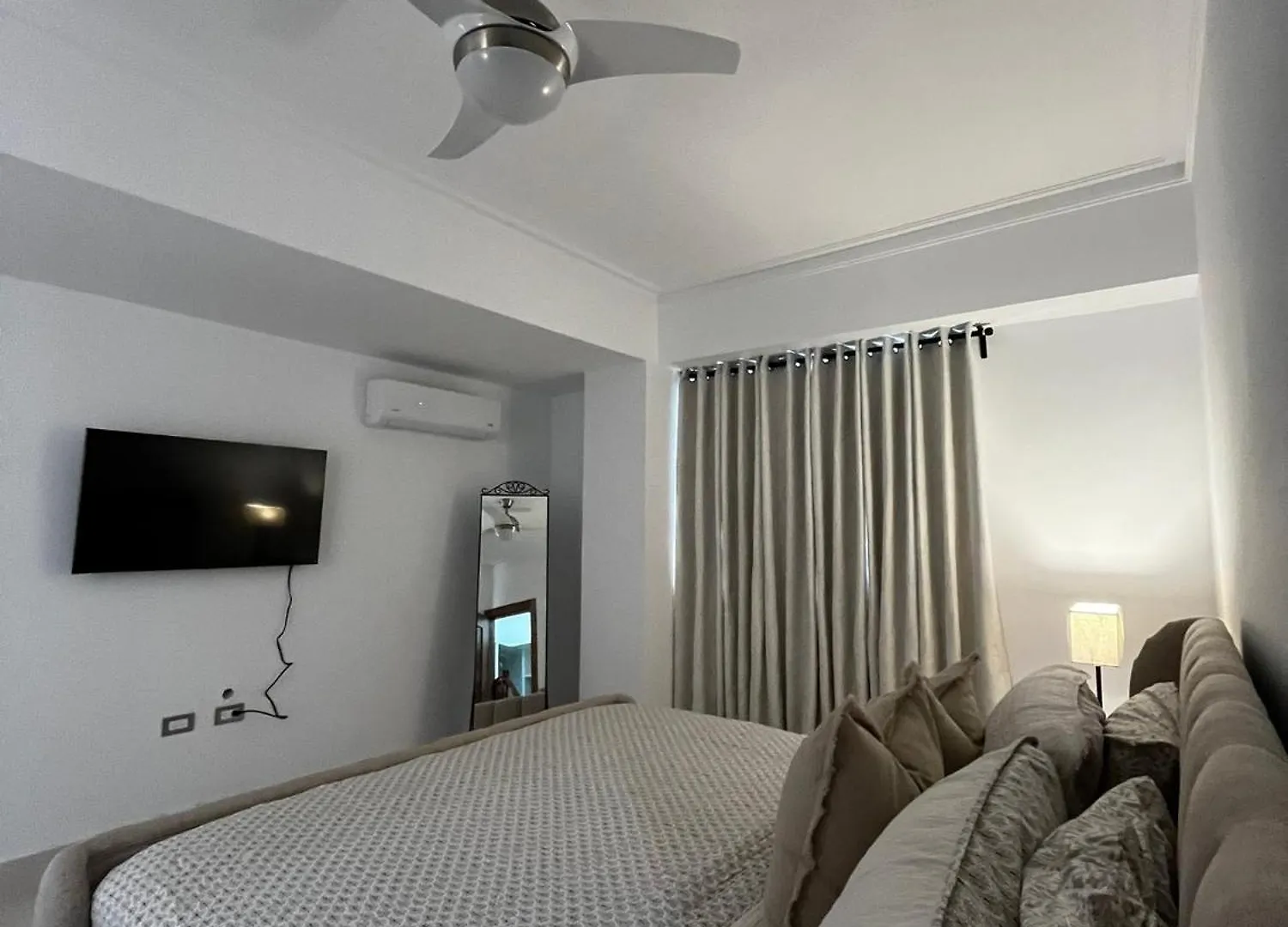 アパート Lujoso Apartamento Con Jacuzzi Privado サントドミンゴ